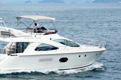 在星空會學飛, 尊享上海外灘、大連或三亞豪華游艇出航權益!